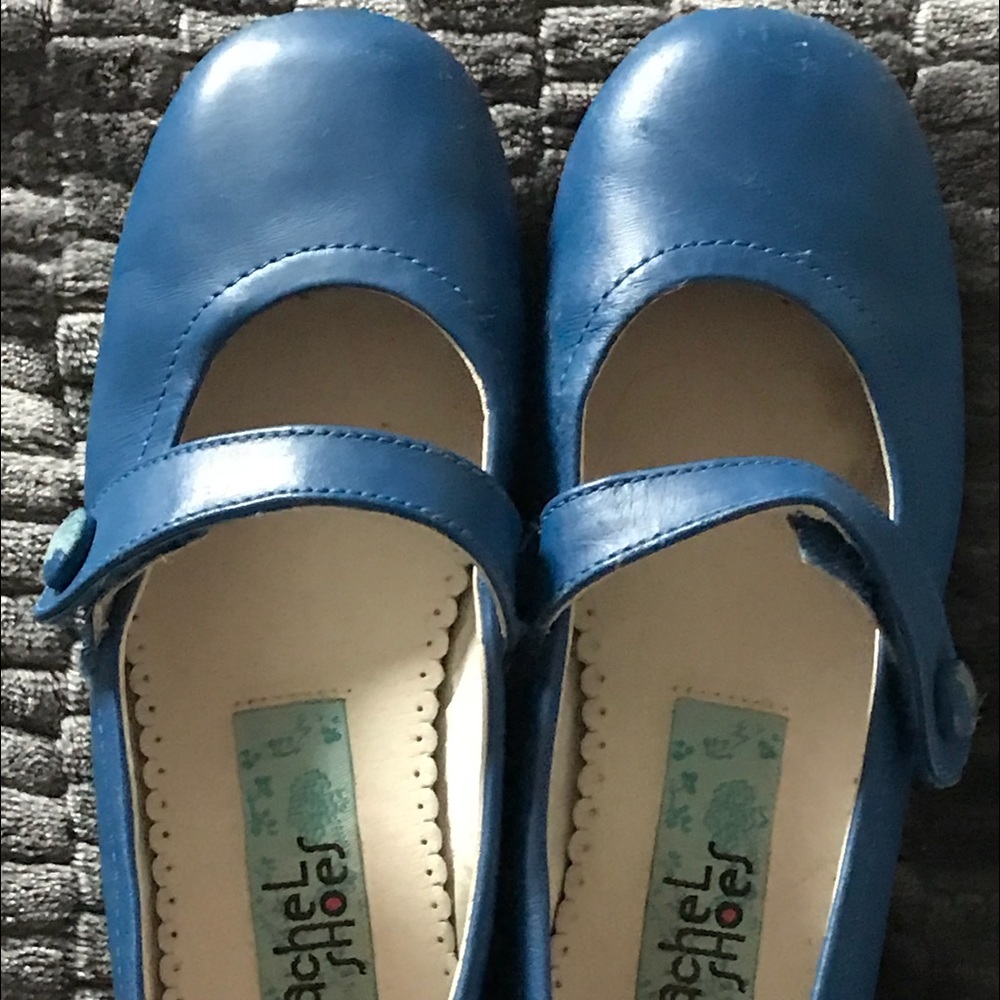 Blue classic kids shoes from Spain